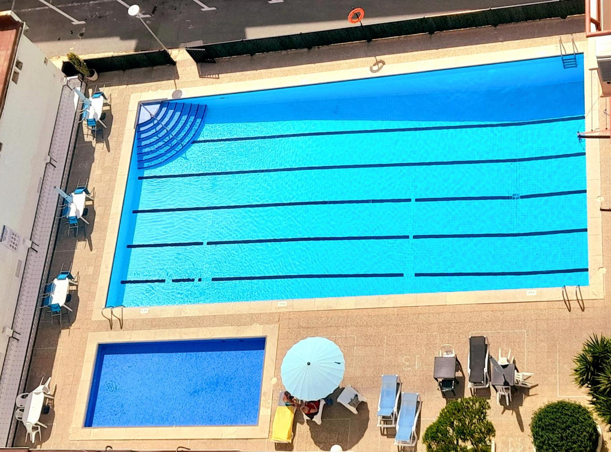 Apartment Sea View II In Rincon De Loix -Free Parking, Wi-Fi, Pool, New Air Conditioning ベニドルム エクステリア 写真